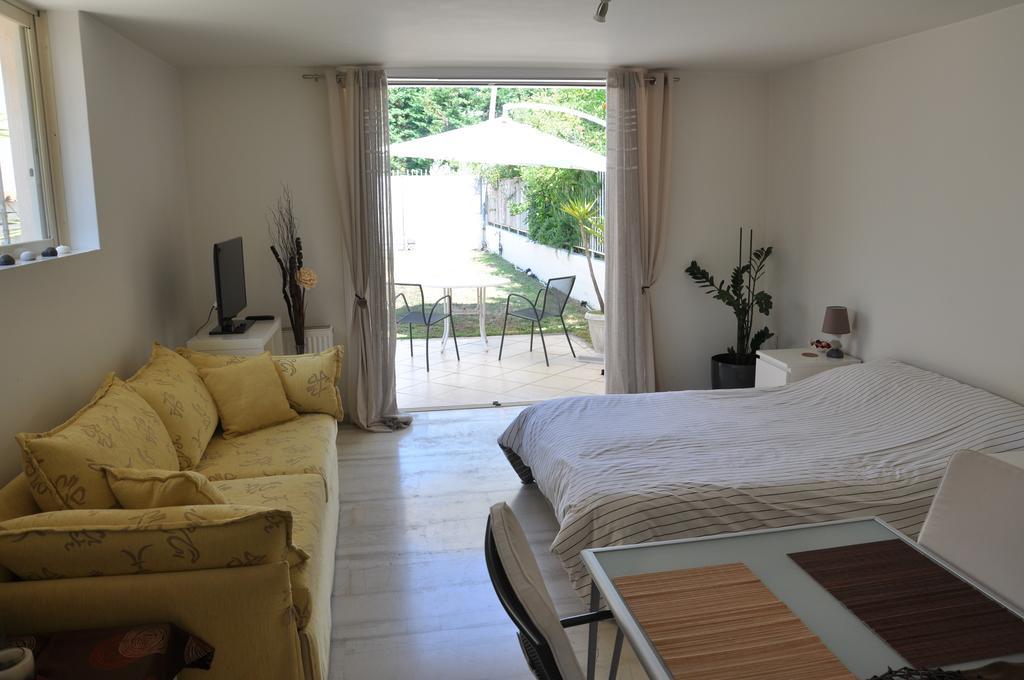 Cosy Studio With Garden / Individual Apartment Atény Exteriér fotografie