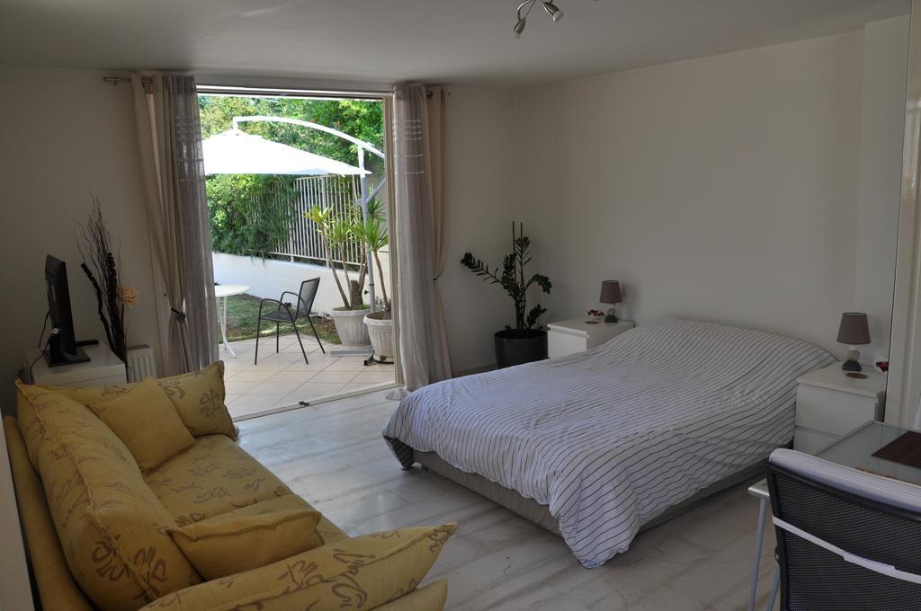 Cosy Studio With Garden / Individual Apartment Atény Exteriér fotografie